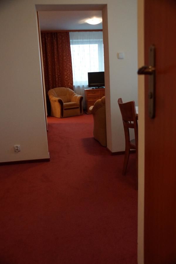 Отель Hotel BOSiR Белосток-35